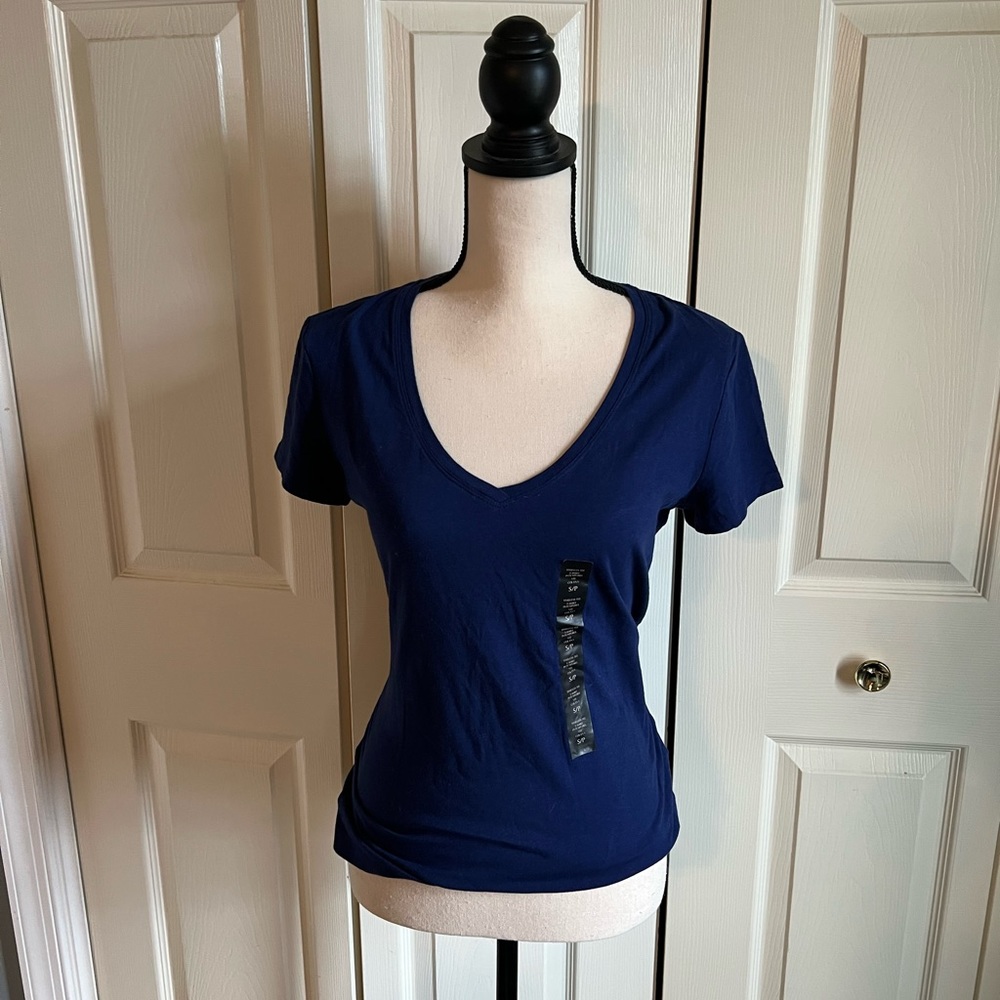 Banana Republic womens tee. Size small